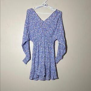 Japna Light Blue Floral V-Neck Long Sleeve Dress with Cinched Waist Size XS